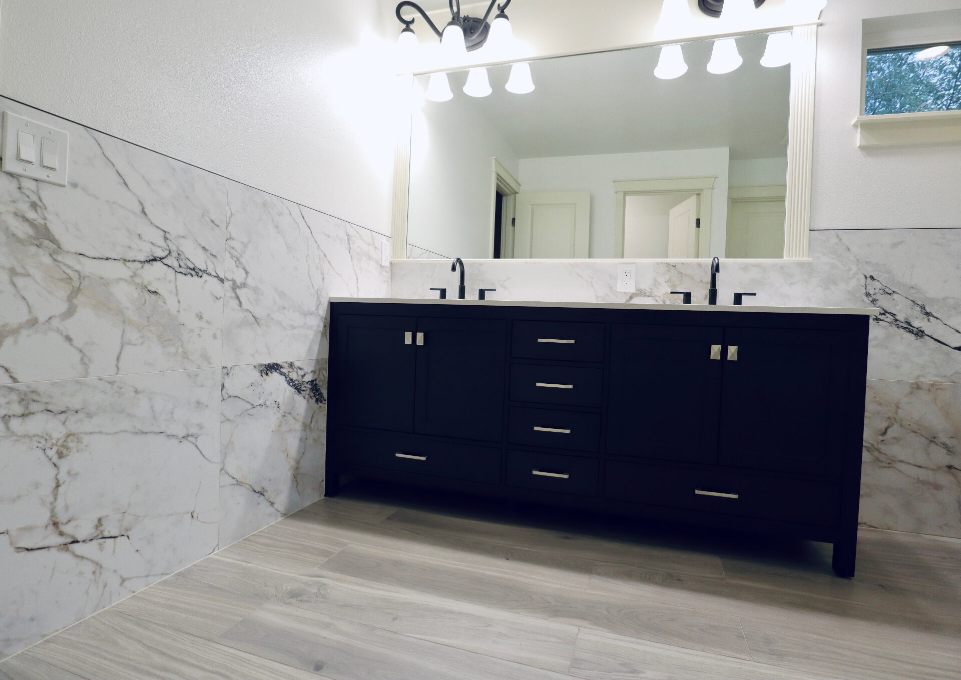 Espresso & Marble Primary Bath — Greater Seattle, WA