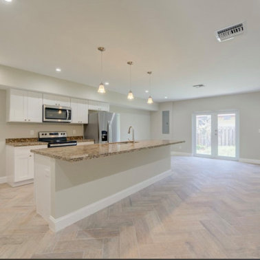 New Kitchen in Traditional Home