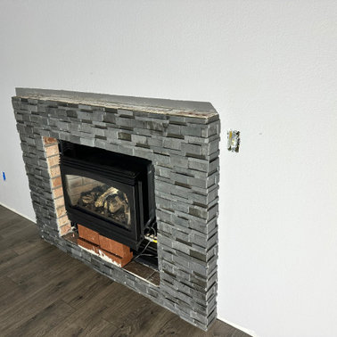 Backsplash and chimney stone applied